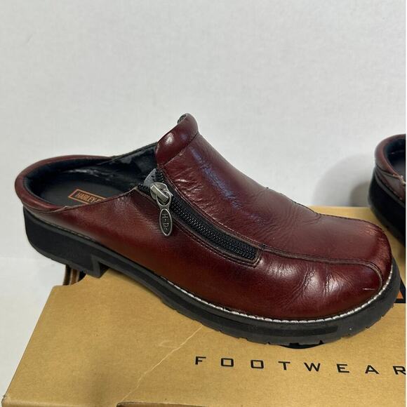 In Box Harley Davidson Size 7 Burgundy Leather Paulo Twin Zip Slide Flat Loafer - Picture 1 of 9